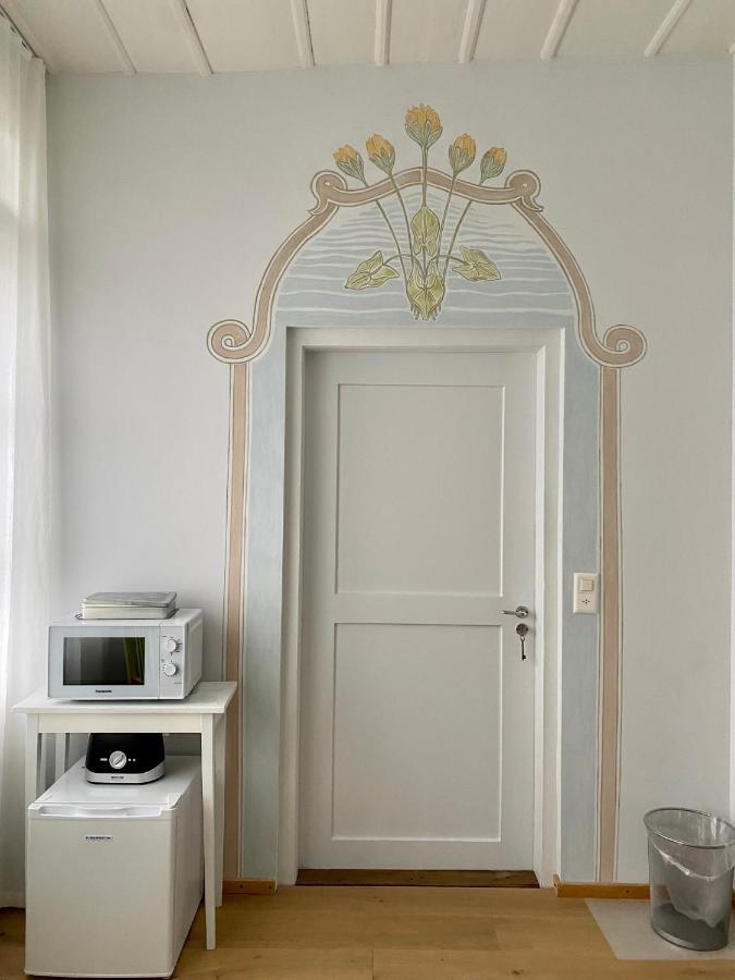 Lovely Studio In A Villa From 18Th Century Thun Exterior foto